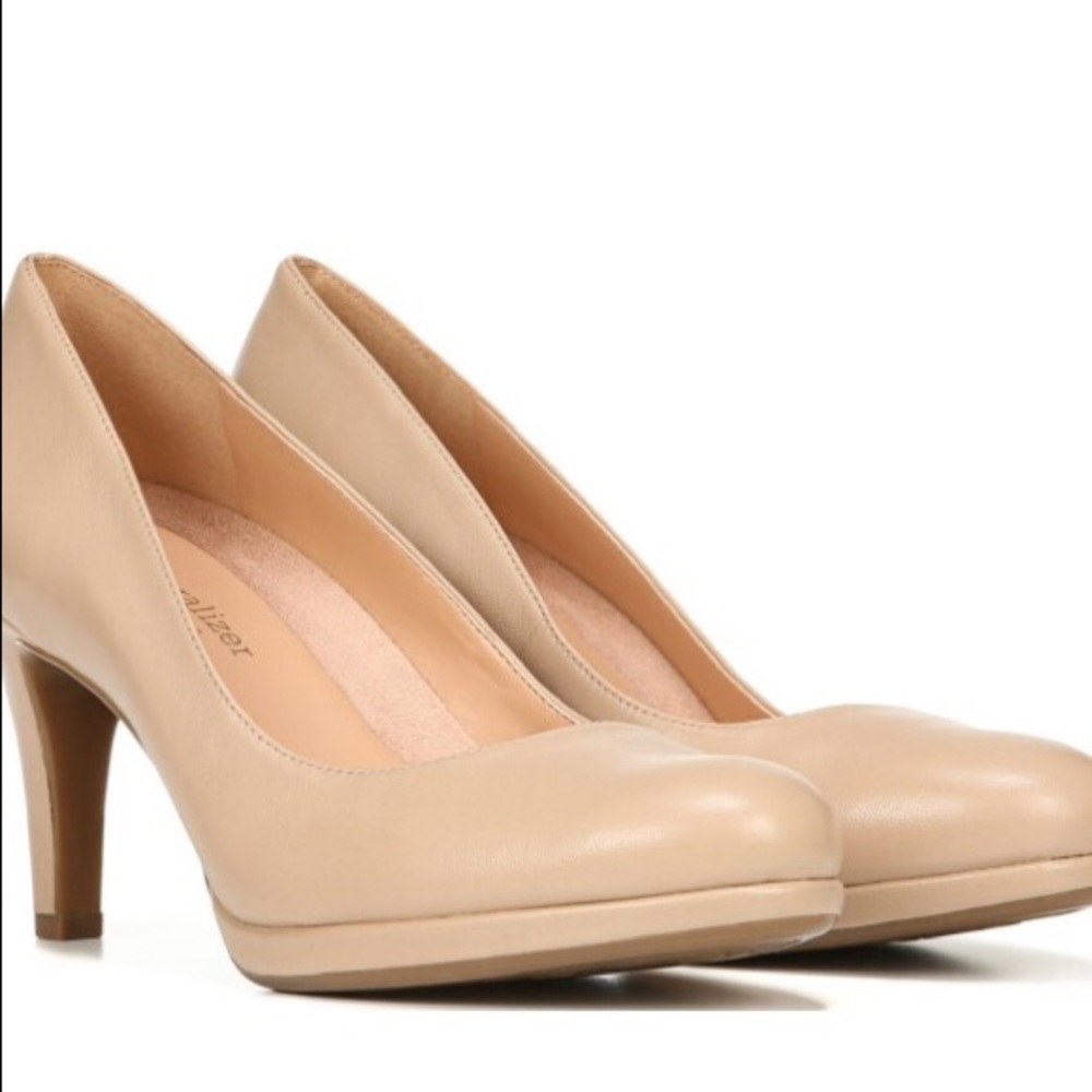 Naturalizer Nude Heels
